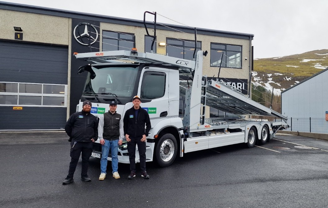 Höldur nýr bílaflutningabíll