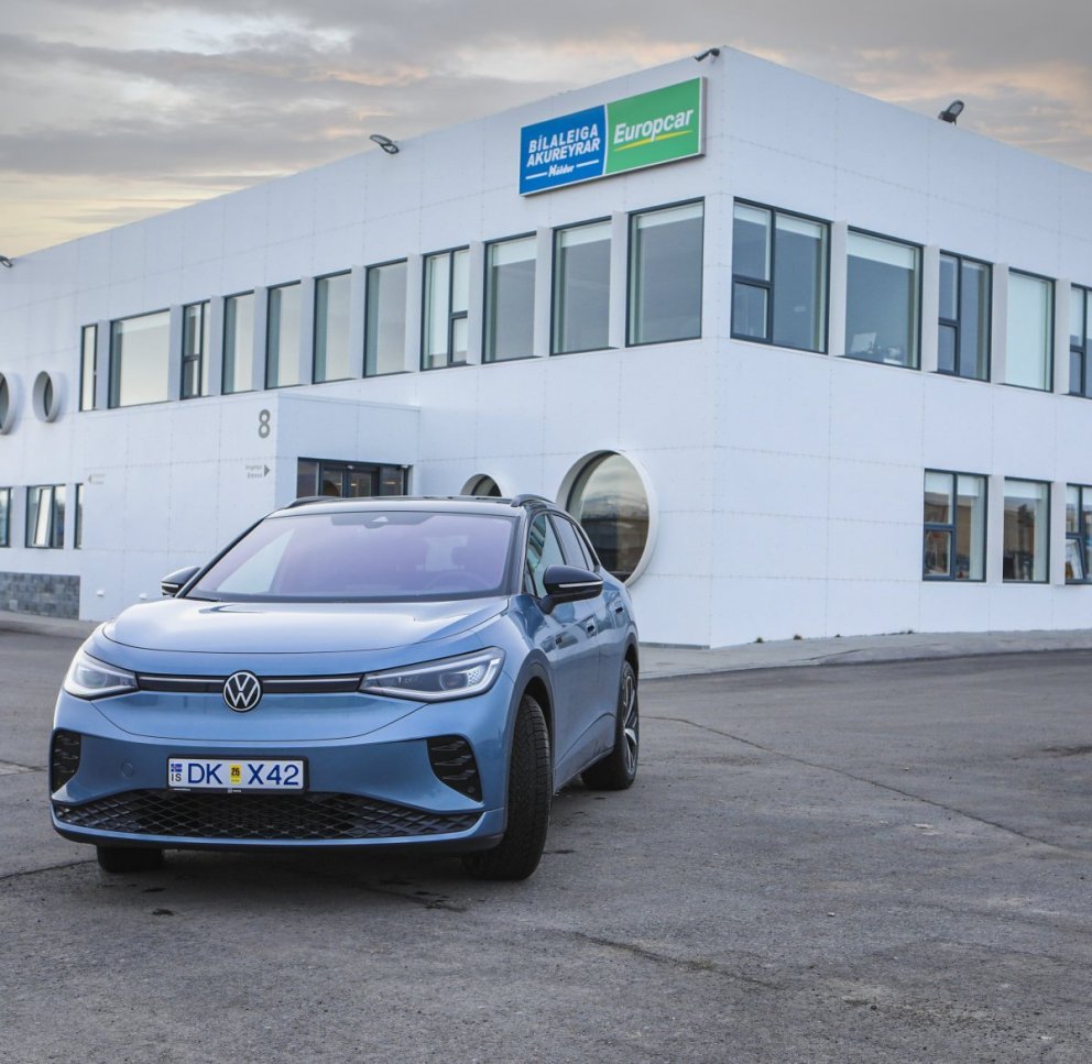 500. rafbíllinn er af gerðinni VW ID.4